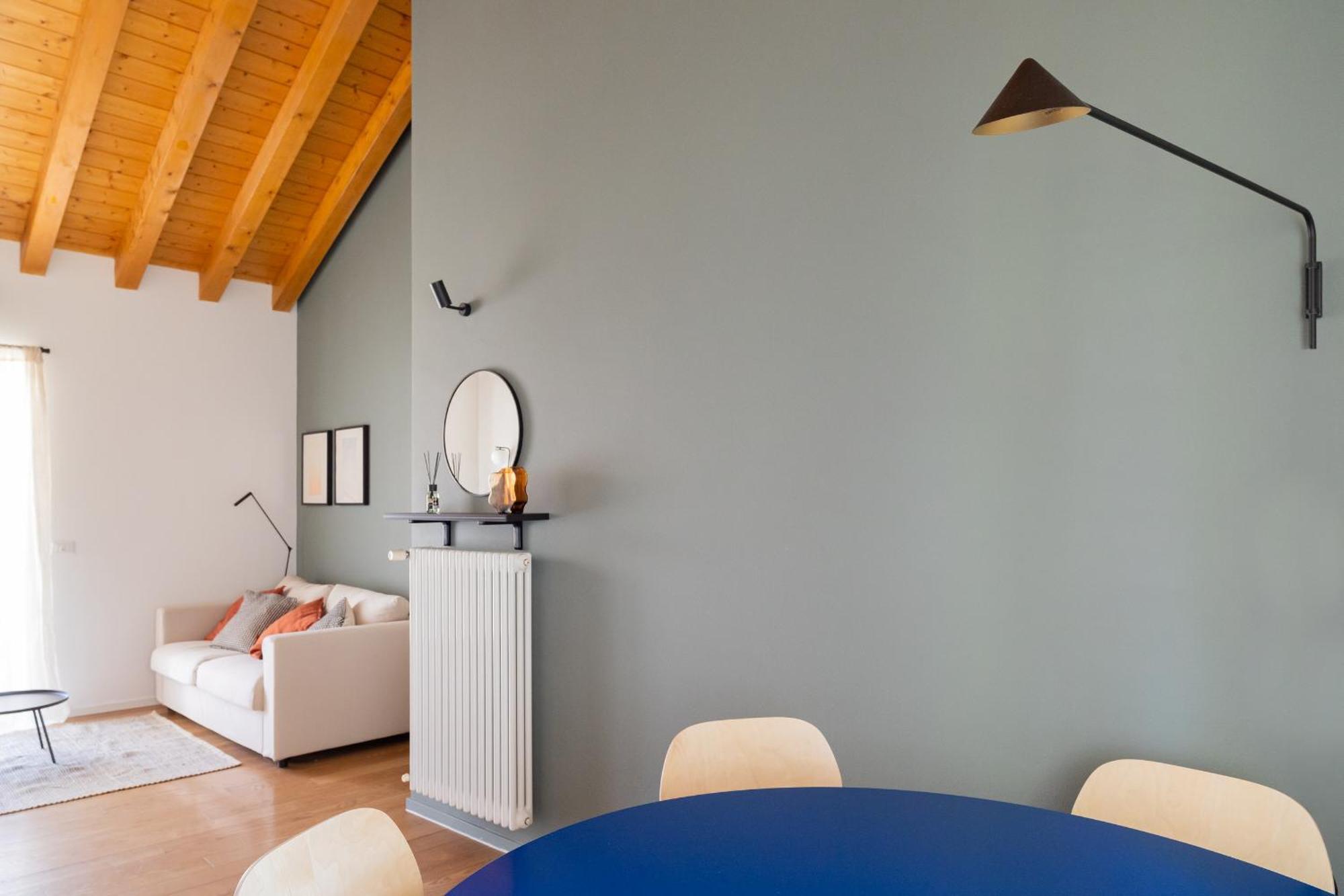 Double Private Parking, 2 Bedrooms & 2 Bathrooms - Elegant Apartment In Old Town 우디네 외부 사진